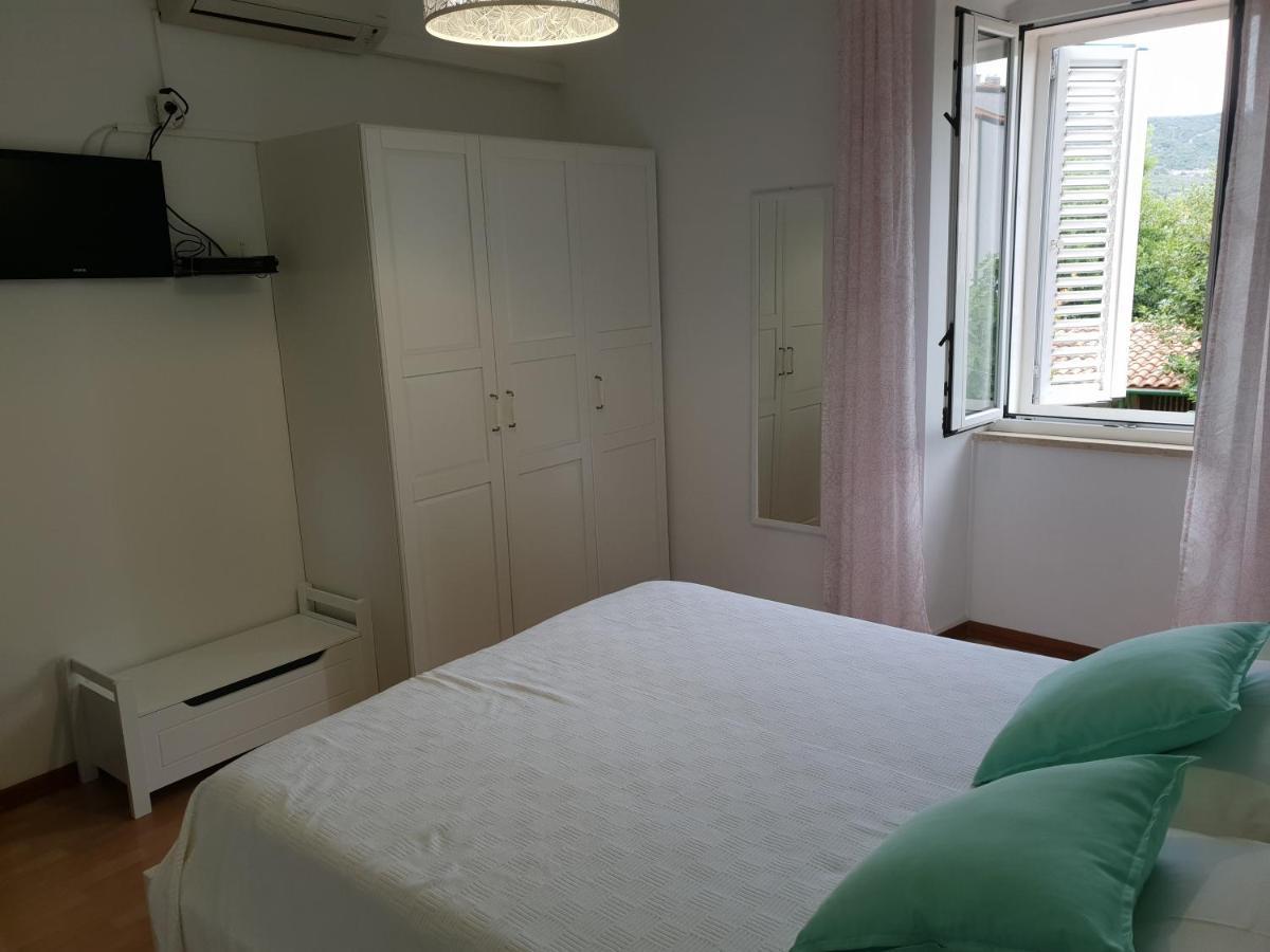 Guesthouse Fatuta Cres Εξωτερικό φωτογραφία